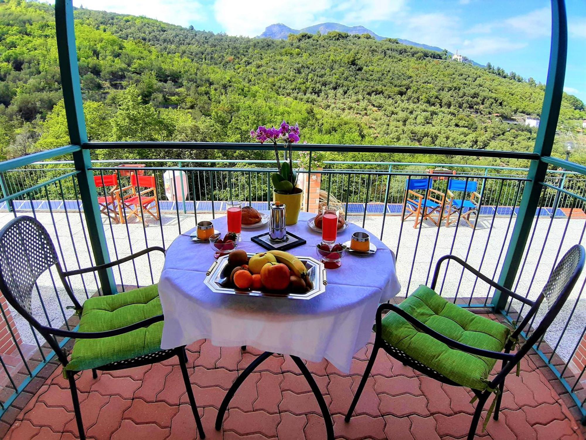 Agriturismo Monte Acuto - Natura, Mare & Relax In Piscina Toirano Room photo